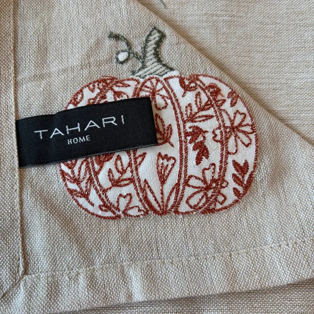 8pc Tahari Home Embroidered Pumpkin Napkins 100% Cotton 18x18 Fall Decor NEW